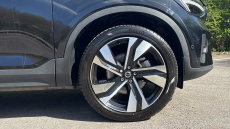 Volvo XC40 2.0 B4P Ultra Dark 5dr Auto Petrol Estate